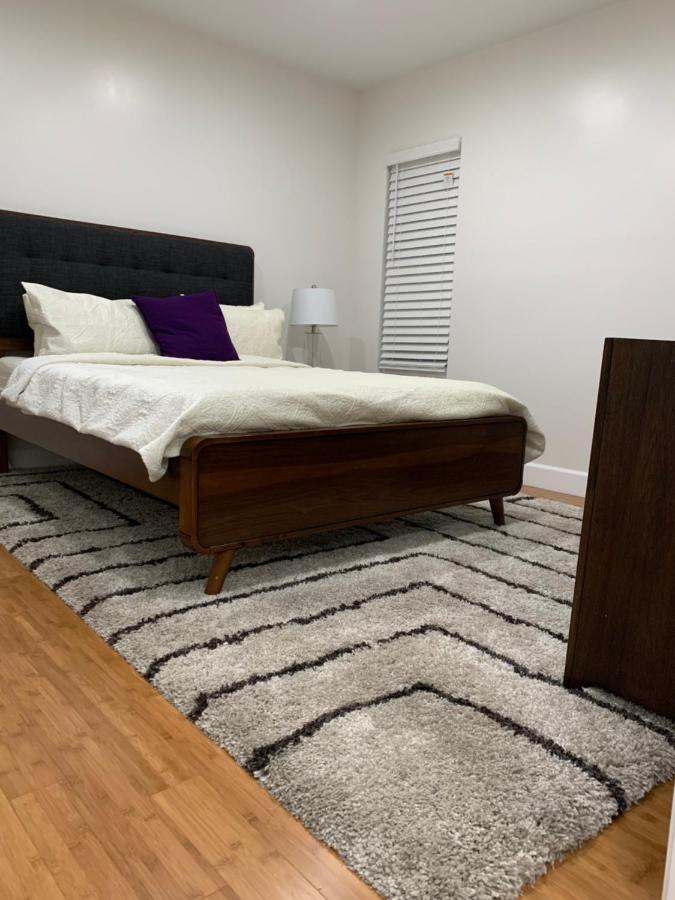 Gated Contemporary 3 Bedroom - 2 Bathroom Home In South La Plus Parking 洛杉矶 外观 照片